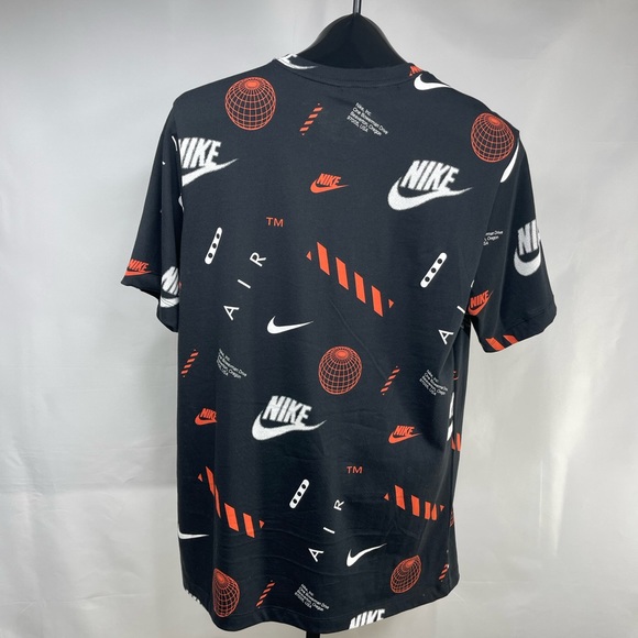 Nike Logo T-Shirt Size M - Picture 2 of 9